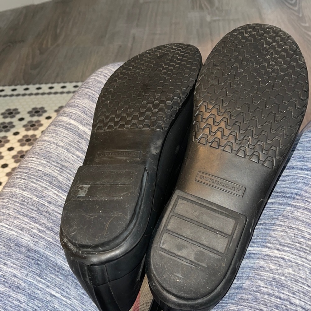 Authentic Burberry Rainboots 8.5 - Picture 8 of 11